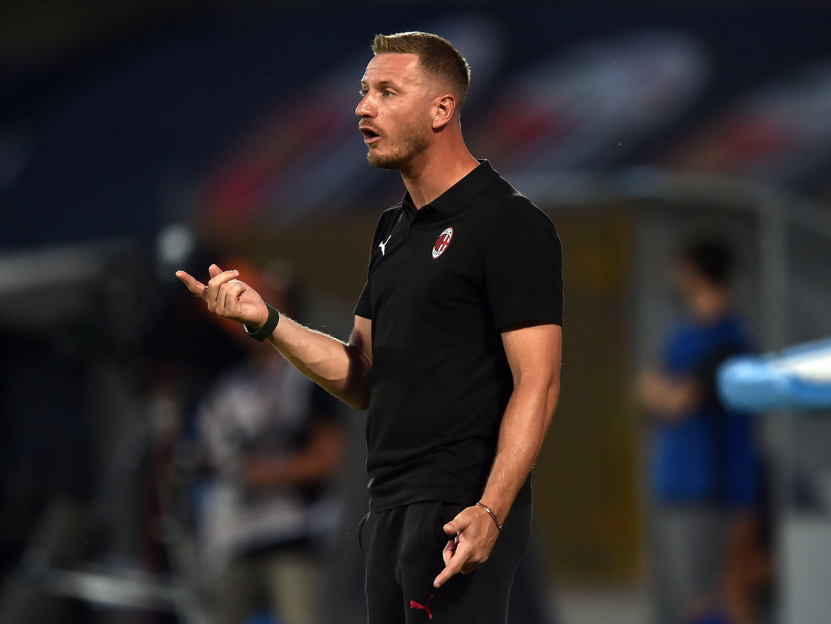 Ignazio Abate head coah of AC Milan gestures during the Serie A-B U16 Final match between AC Milan and AS Roma at Stadio Cino e Lillo Del Duca on June 25, 2022 in Ascoli Piceno, Italy. (Photo by Giuseppe Bellini/Getty Images)